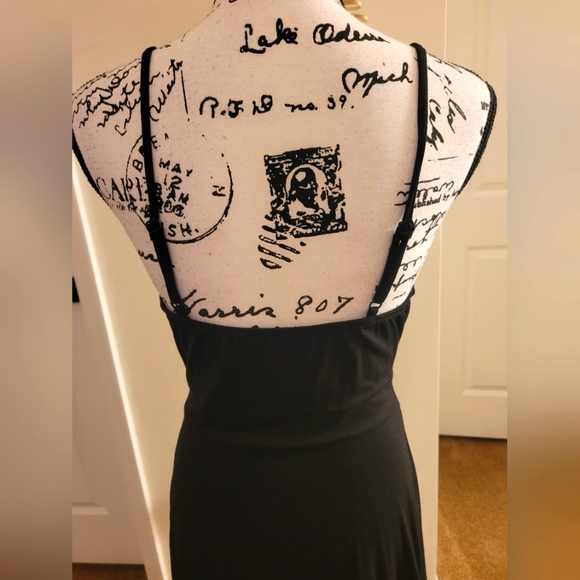 Lascana for Venus ~ Black and White V-Neck Swing Dress - Picture 5 of 7